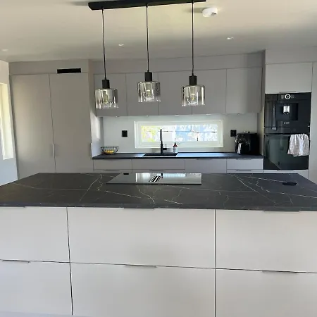 Large House By The Sea Prázdninový dům Bergen