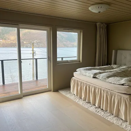 Large House By The Sea * Bergen