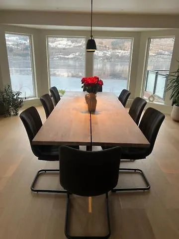 Feriehus Large House By The Sea *