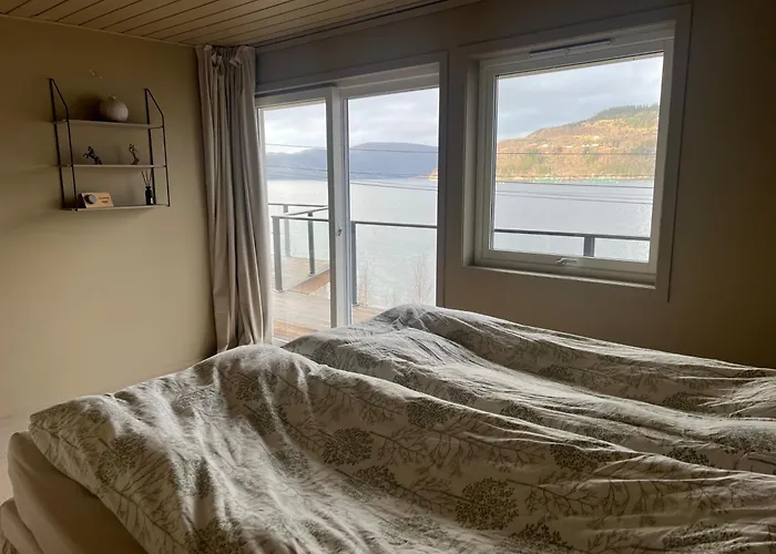 Large House By The Sea * Bergen